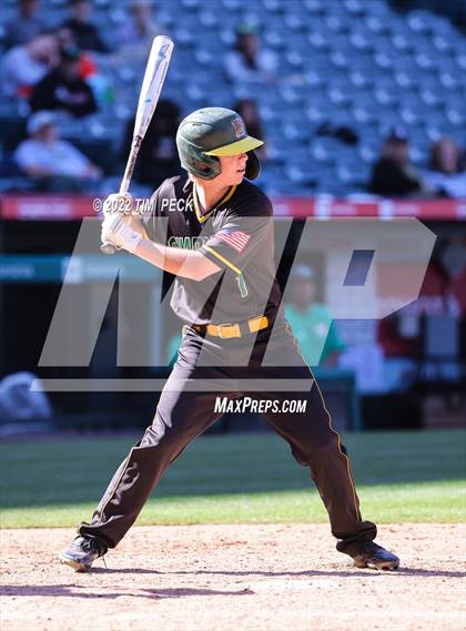 Thumbnail 1 in Long Beach Poly vs. Edison photogallery.