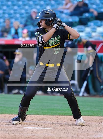 Thumbnail 3 in Long Beach Poly vs. Edison photogallery.