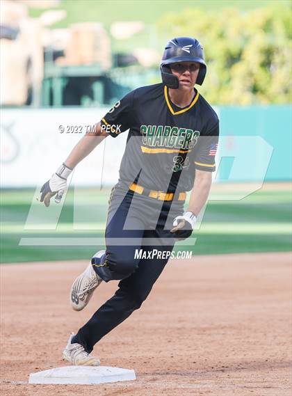 Thumbnail 1 in Long Beach Poly vs. Edison photogallery.