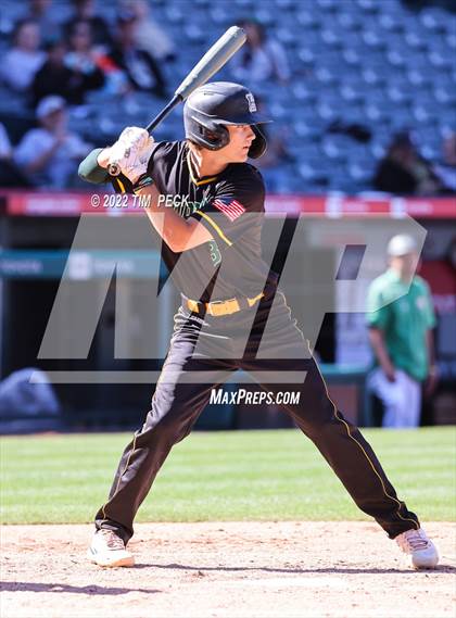Thumbnail 2 in Long Beach Poly vs. Edison photogallery.