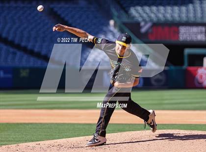 Thumbnail 1 in Long Beach Poly vs. Edison photogallery.