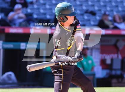 Thumbnail 3 in Long Beach Poly vs. Edison photogallery.