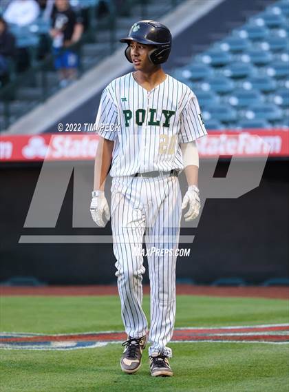 Thumbnail 3 in Long Beach Poly vs. Edison photogallery.