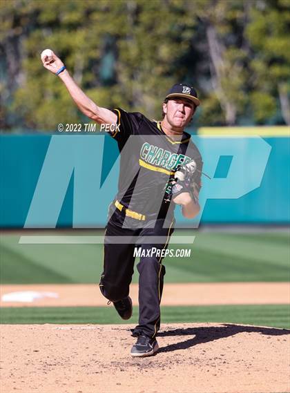Thumbnail 3 in Long Beach Poly vs. Edison photogallery.