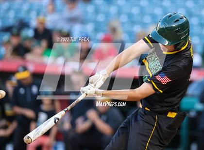 Thumbnail 2 in Long Beach Poly vs. Edison photogallery.