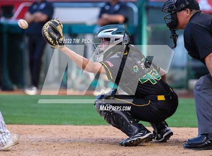 Thumbnail 2 in Long Beach Poly vs. Edison photogallery.