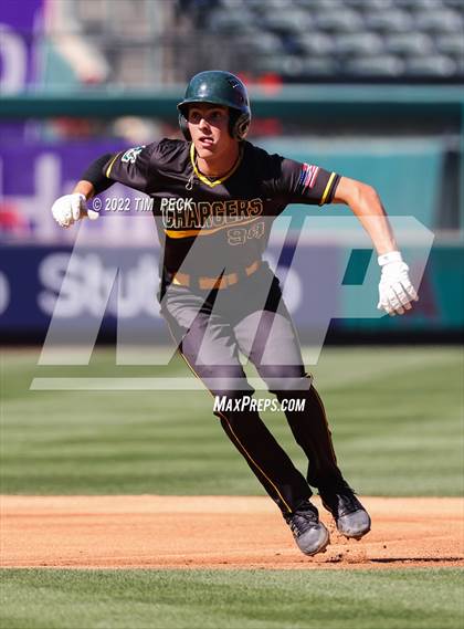 Thumbnail 3 in Long Beach Poly vs. Edison photogallery.