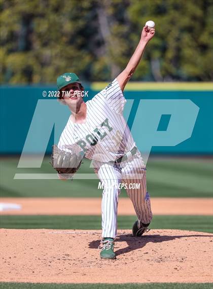 Thumbnail 2 in Long Beach Poly vs. Edison photogallery.