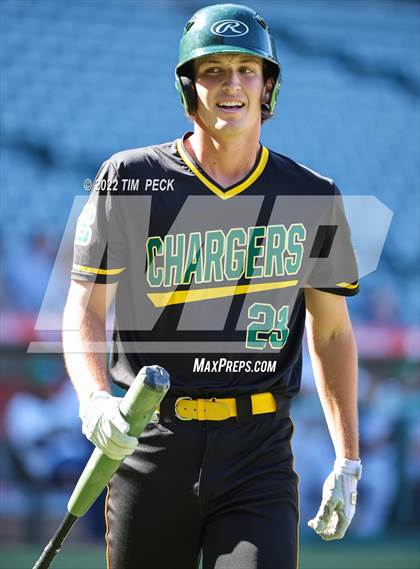 Thumbnail 3 in Long Beach Poly vs. Edison photogallery.
