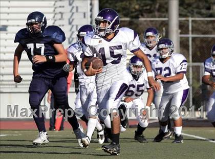 Thumbnail 3 in Hoover @ Crescenta Valley photogallery.