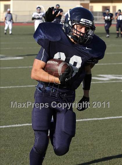 Thumbnail 3 in Hoover @ Crescenta Valley photogallery.