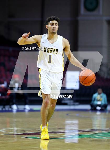 Thumbnail 2 in Federal Way vs. Bishop O'Dowd (Tarkanian Classic) photogallery.