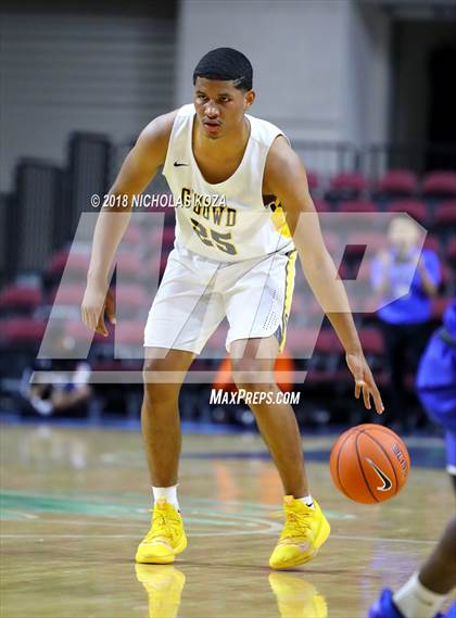 Thumbnail 3 in Federal Way vs. Bishop O'Dowd (Tarkanian Classic) photogallery.
