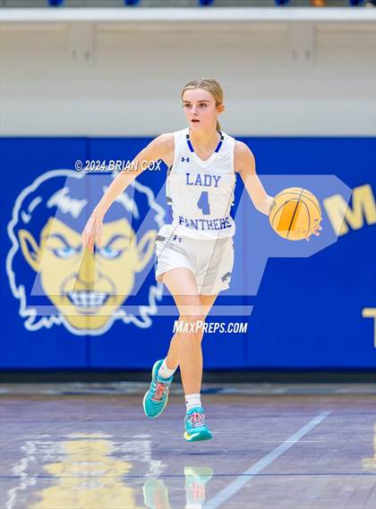 Thumbnail 1 in Mena vs Bergman (Lendel Thomas Classic) photogallery.