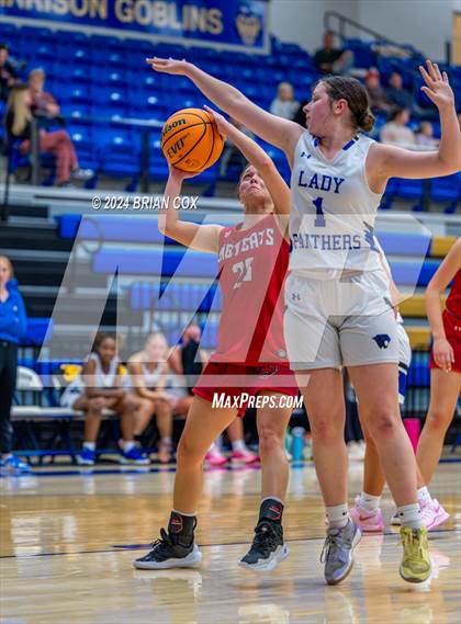Thumbnail 2 in Mena vs Bergman (Lendel Thomas Classic) photogallery.