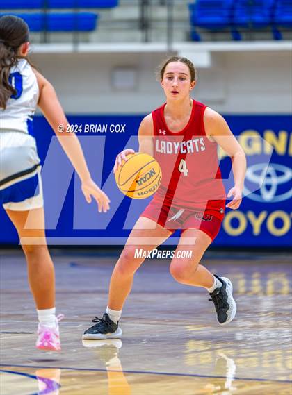 Thumbnail 3 in Mena vs Bergman (Lendel Thomas Classic) photogallery.