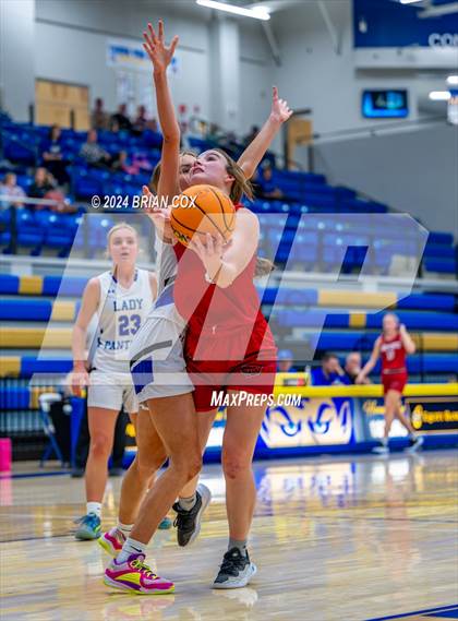 Thumbnail 2 in Mena vs Bergman (Lendel Thomas Classic) photogallery.
