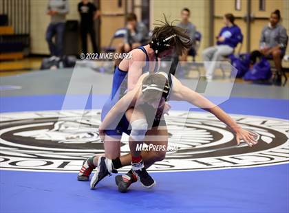 Thumbnail 2 in Eisenhower vs Andover photogallery.