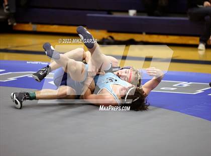 Thumbnail 2 in Eisenhower vs Andover photogallery.