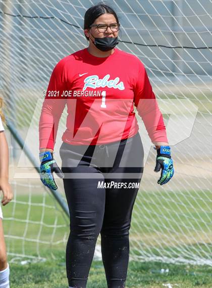 Thumbnail 3 in JV: Highland vs. South photogallery.