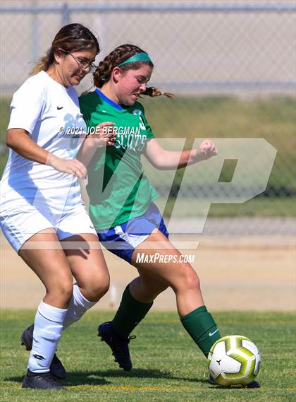 Thumbnail 2 in JV: Highland vs. South photogallery.
