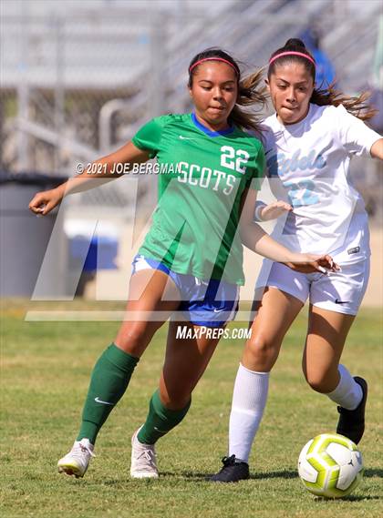 Thumbnail 2 in JV: Highland vs. South photogallery.