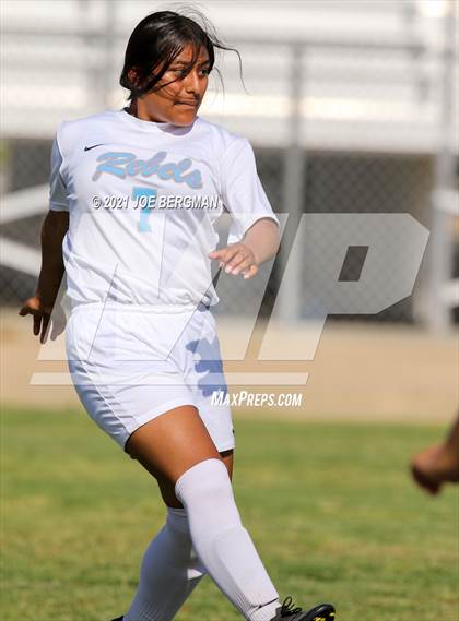 Thumbnail 2 in JV: Highland vs. South photogallery.