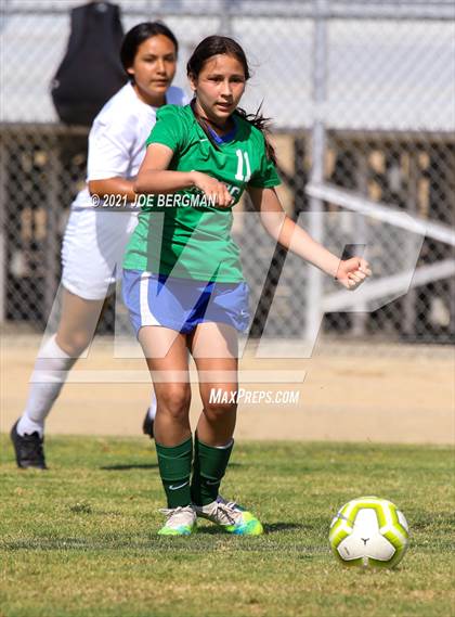 Thumbnail 1 in JV: Highland vs. South photogallery.