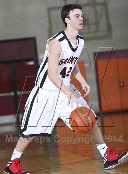 Thumbnail 1 in Rye Neck vs Rye (17th Annual Mamaroneck Sound Shore Classic) photogallery.