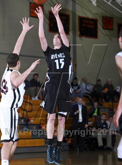 Thumbnail 2 in Rye Neck vs Rye (17th Annual Mamaroneck Sound Shore Classic) photogallery.