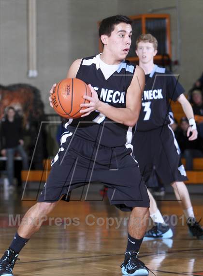 Thumbnail 3 in Rye Neck vs Rye (17th Annual Mamaroneck Sound Shore Classic) photogallery.