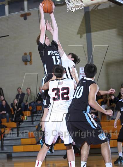 Thumbnail 1 in Rye Neck vs Rye (17th Annual Mamaroneck Sound Shore Classic) photogallery.