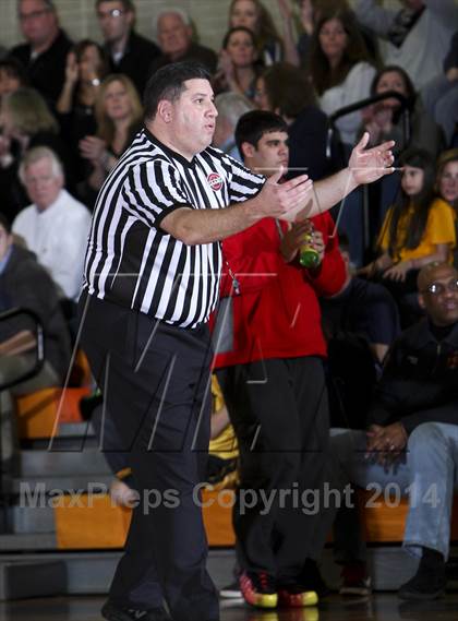 Thumbnail 3 in Rye Neck vs Rye (17th Annual Mamaroneck Sound Shore Classic) photogallery.