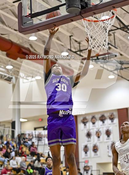 Thumbnail 3 in Ben Davis @ Lawrence Central photogallery.