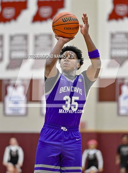 Thumbnail 1 in Ben Davis @ Lawrence Central photogallery.