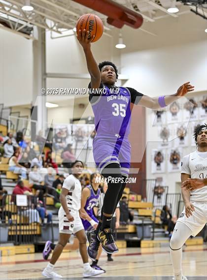 Thumbnail 1 in Ben Davis @ Lawrence Central photogallery.