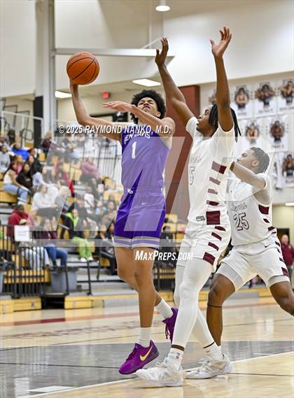 Thumbnail 1 in Ben Davis @ Lawrence Central photogallery.