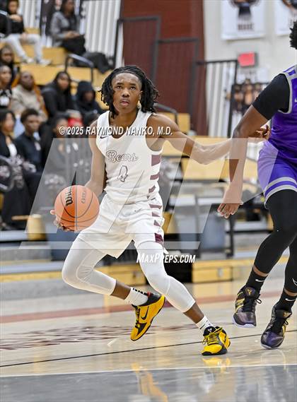 Thumbnail 1 in Ben Davis @ Lawrence Central photogallery.