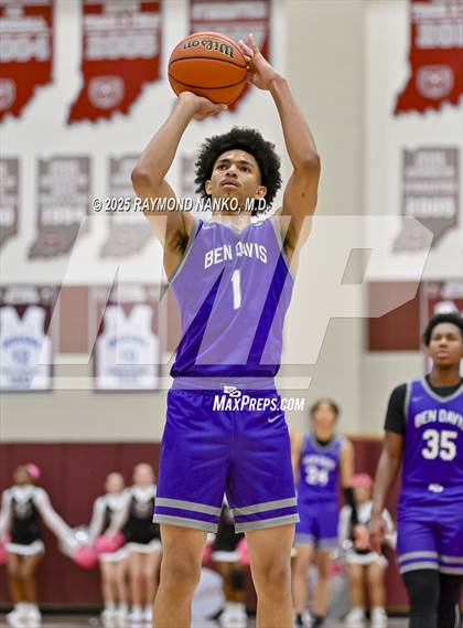 Thumbnail 2 in Ben Davis @ Lawrence Central photogallery.