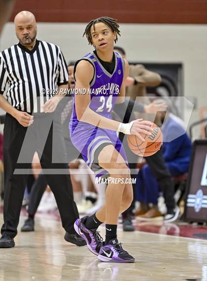 Thumbnail 3 in Ben Davis @ Lawrence Central photogallery.