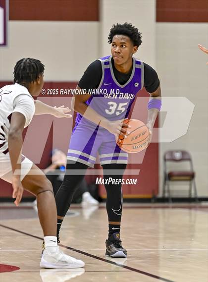 Thumbnail 3 in Ben Davis @ Lawrence Central photogallery.
