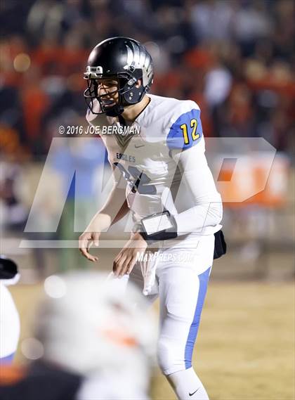 Thumbnail 2 in Bakersfield Christian @ Selma (CIF SoCal Regional 4-AA Final) photogallery.