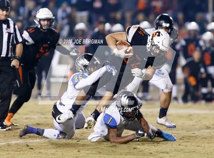Thumbnail 3 in Bakersfield Christian @ Selma (CIF SoCal Regional 4-AA Final) photogallery.