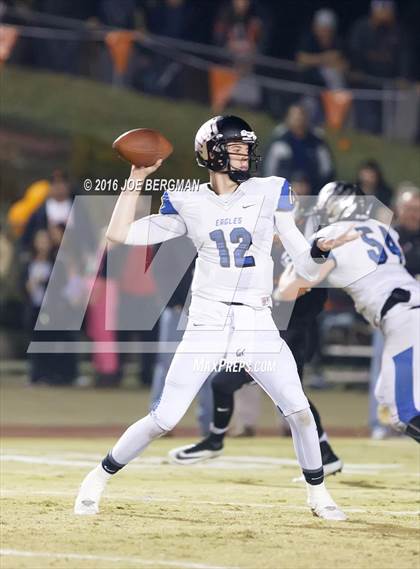 Thumbnail 1 in Bakersfield Christian @ Selma (CIF SoCal Regional 4-AA Final) photogallery.