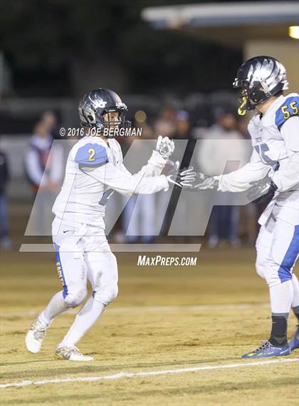 Thumbnail 3 in Bakersfield Christian @ Selma (CIF SoCal Regional 4-AA Final) photogallery.