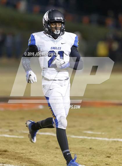 Thumbnail 2 in Bakersfield Christian @ Selma (CIF SoCal Regional 4-AA Final) photogallery.