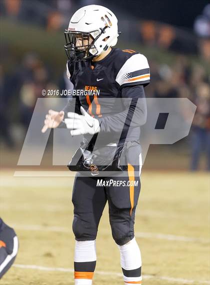 Thumbnail 2 in Bakersfield Christian @ Selma (CIF SoCal Regional 4-AA Final) photogallery.