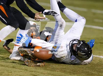Thumbnail 2 in Bakersfield Christian @ Selma (CIF SoCal Regional 4-AA Final) photogallery.