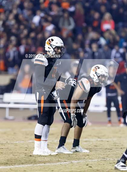 Thumbnail 2 in Bakersfield Christian @ Selma (CIF SoCal Regional 4-AA Final) photogallery.