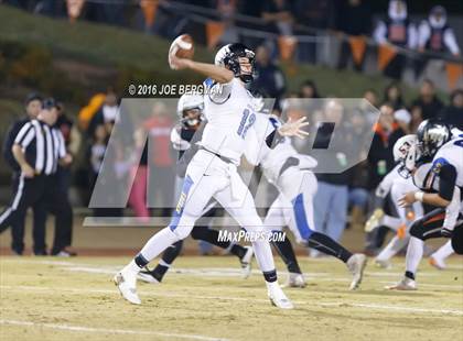 Thumbnail 2 in Bakersfield Christian @ Selma (CIF SoCal Regional 4-AA Final) photogallery.